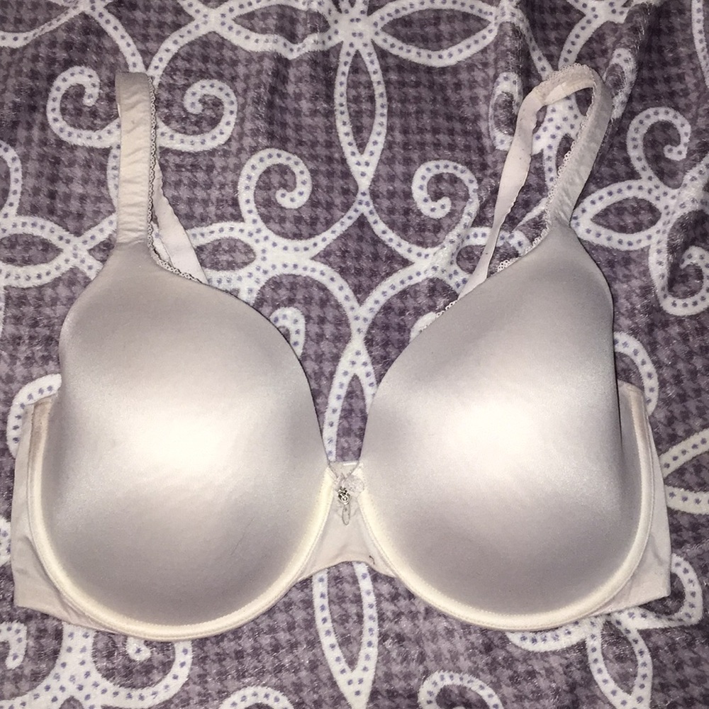 VS (38DDD) Body By Victoria